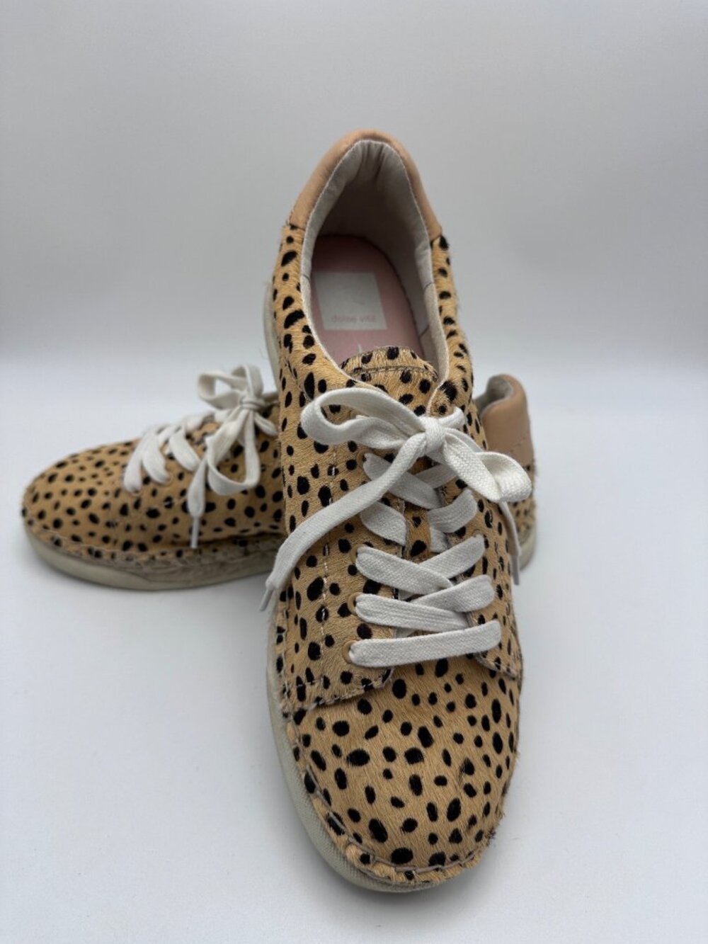 Dolce Vita Leopard Print Lace-Up Sneakers Womens Size 6.5 Haircalf Upper Tan Bla